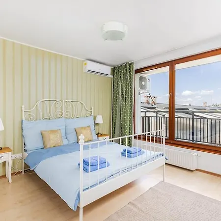 Venus - Szimpla Kert Penthouse Daire *