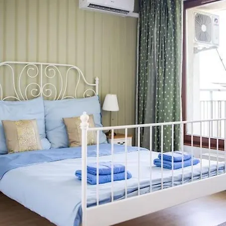 Venus - Szimpla Kert Penthouse Appartement Boedapest